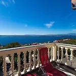 Apartment Family-friendly With Swimming Pool Dramalj, Crikvenica - 5594 *