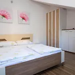 Apartment Family-friendly With Swimming Pool Dramalj, Crikvenica - 5594 *