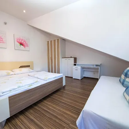 Apartment Family-friendly With Swimming Pool Dramalj, Crikvenica - 5594 Dramalj