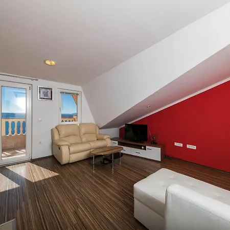 Apartment Family-friendly With Swimming Pool Dramalj, Crikvenica - 5594