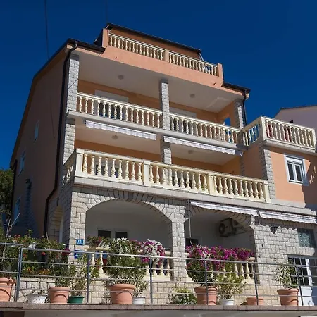 Family Friendly With A Swimming Pool Dramalj, Crikvenica - 5594 Dramalj