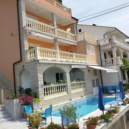Family Friendly With A Swimming Pool Dramalj, Crikvenica - 5594 Apartment *