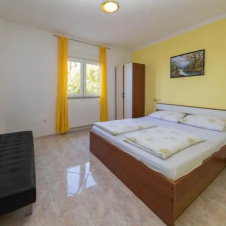 Family Friendly With A Swimming Pool Dramalj, Crikvenica - 5594 * Dramalj