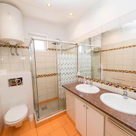 Apartment Family Friendly With A Swimming Pool Dramalj, Crikvenica - 5594 Dramalj