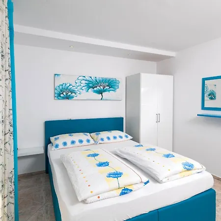 Family Friendly With A Swimming Pool Dramalj, Crikvenica - 5594 Dramalj